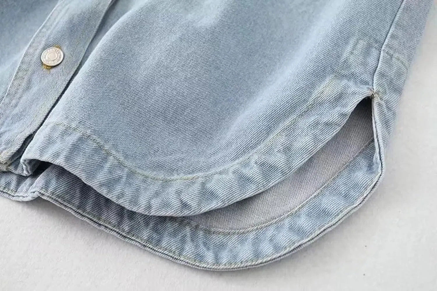 CHARTOU Women Denim Jacket Button Down Oversized Denim Jean Shirt Shacket Outwear