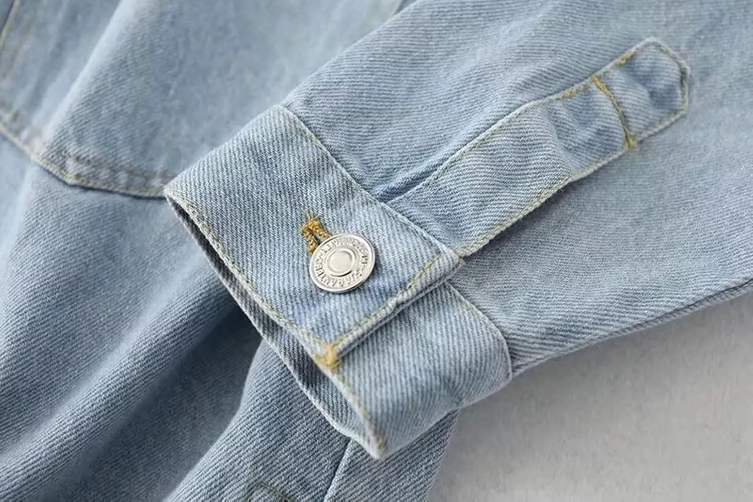 CHARTOU Women Denim Jacket Button Down Oversized Denim Jean Shirt Shacket Outwear