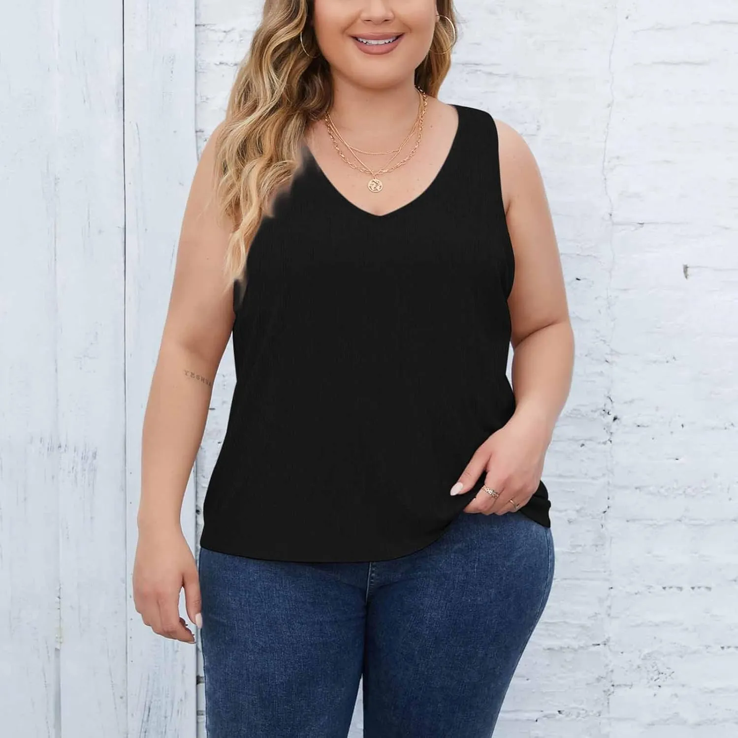 Plus Size Tank Tops for Women Ribbed V Neck Sleeveless Shirt Solid Color Oversized Basic Summer Casual Trendy Tanks