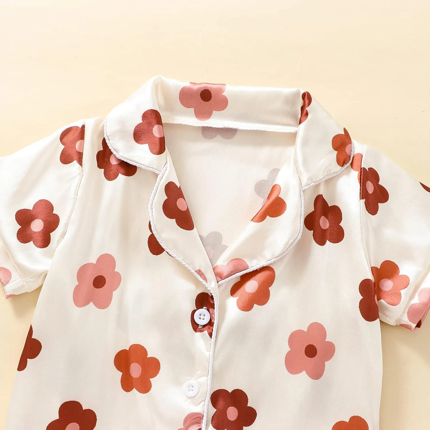 Qiylii 1-6Y Toddler Girls Floral Silk Pajamas Short Sleeve Button-Up Top Shorts Summer 2PC Flowers Satin Pajamas Set