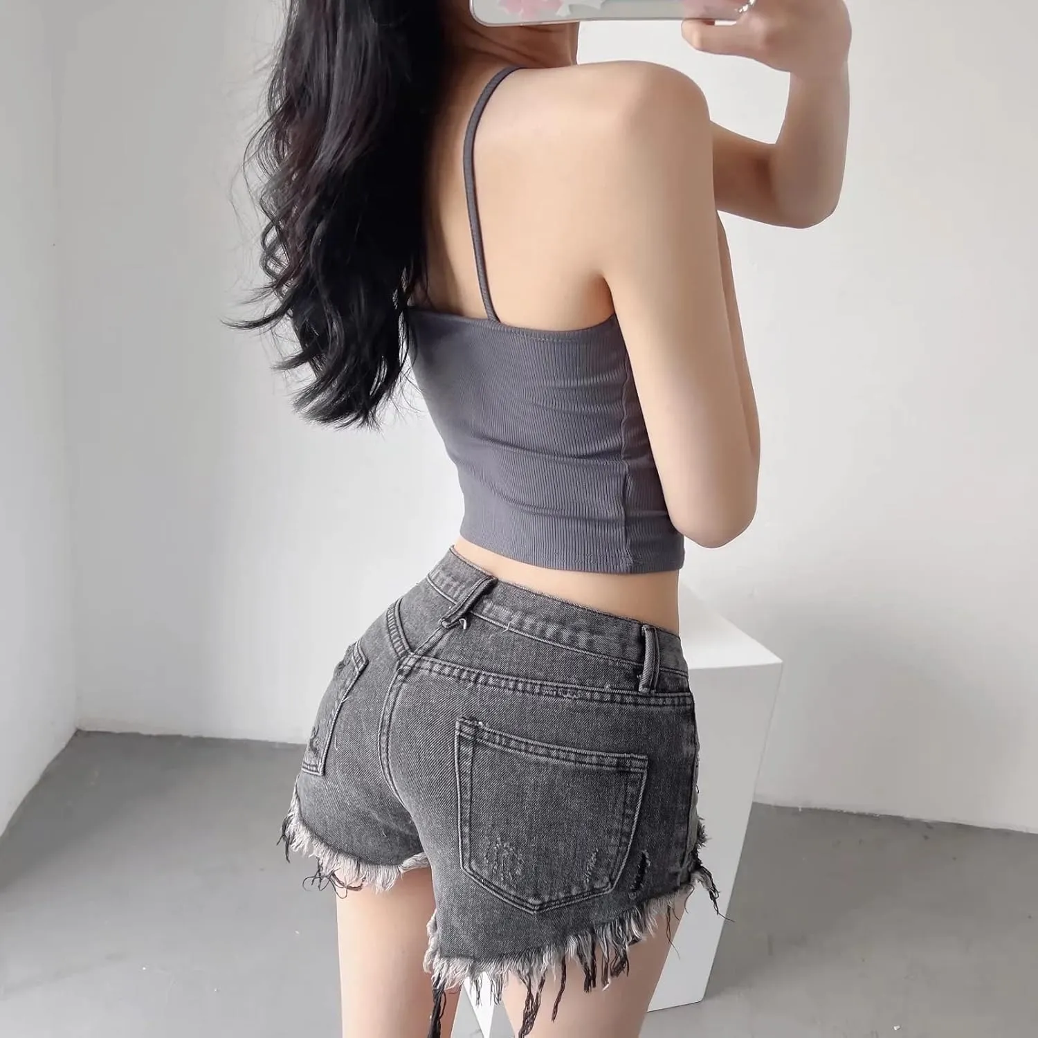 Women's Casual Denim Shorts with high Waisted Split Hem Denim Shorts and Elastic Denim Shorts with Pockets
